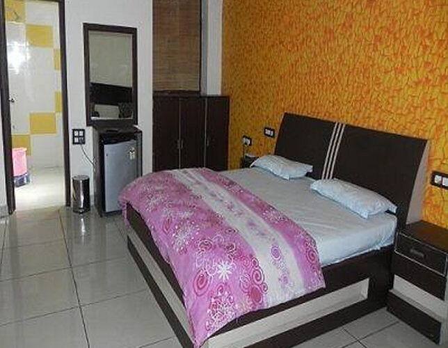 Hotel A Square Continental, New Delhi 2